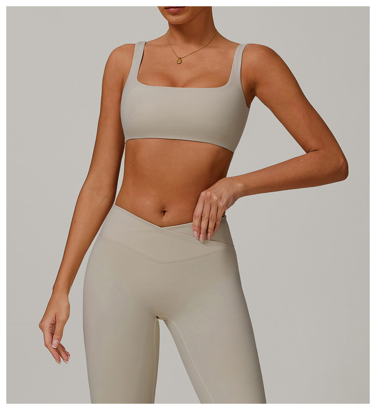 MuscleMuse Elevate Classic Sport-BH Dames Square Neck Lichte Support Yoga en Pilates
