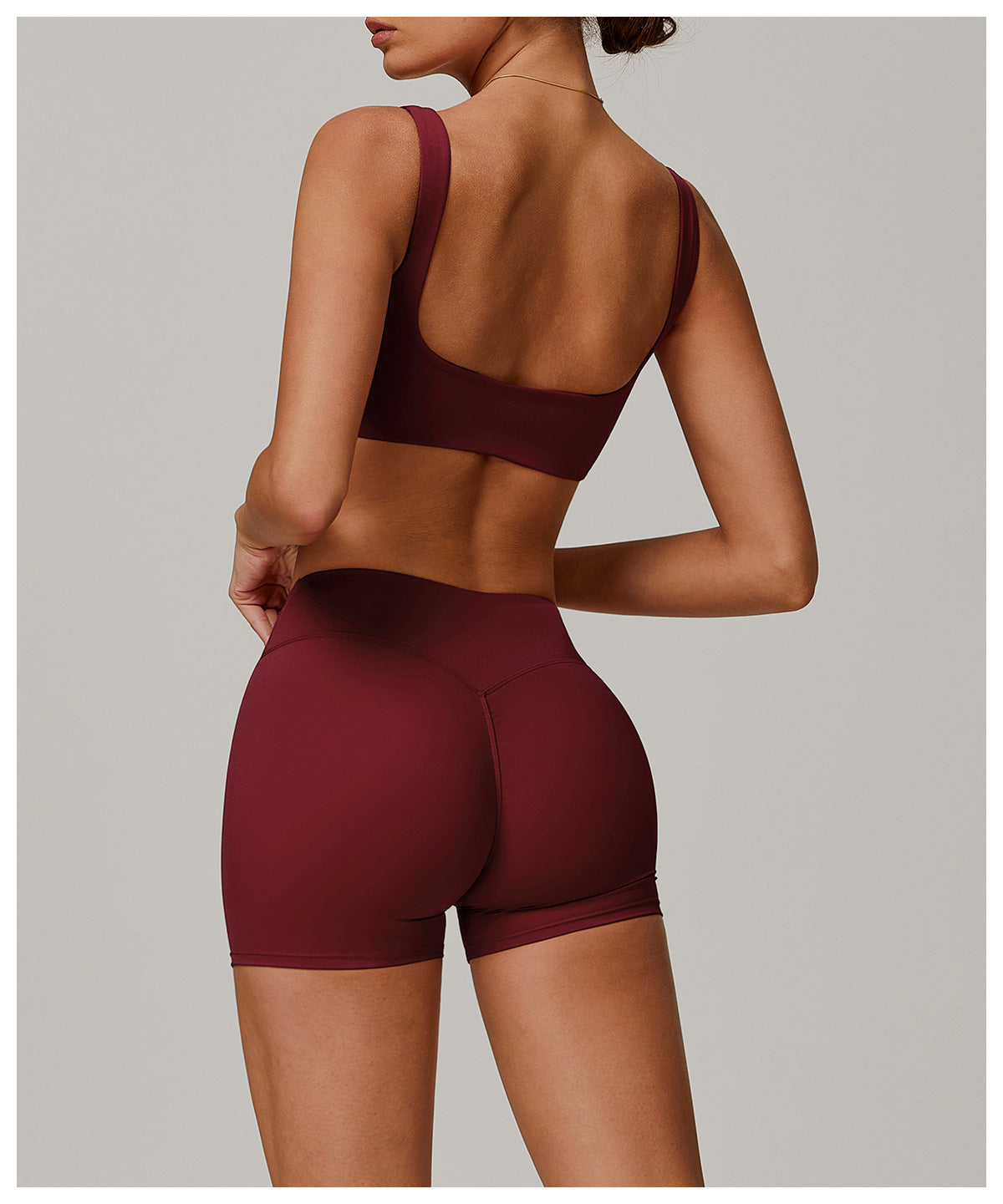 MuscleMuse Elevate Classic Sport-BH Dames Square Neck Lichte Support Yoga en Pilates – sportkleding dames – MuscleMuse