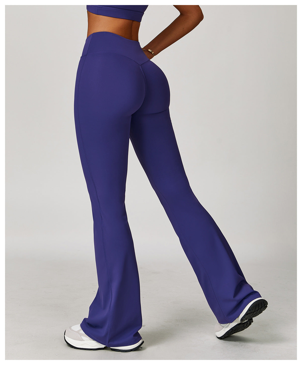 LA Flared Legging