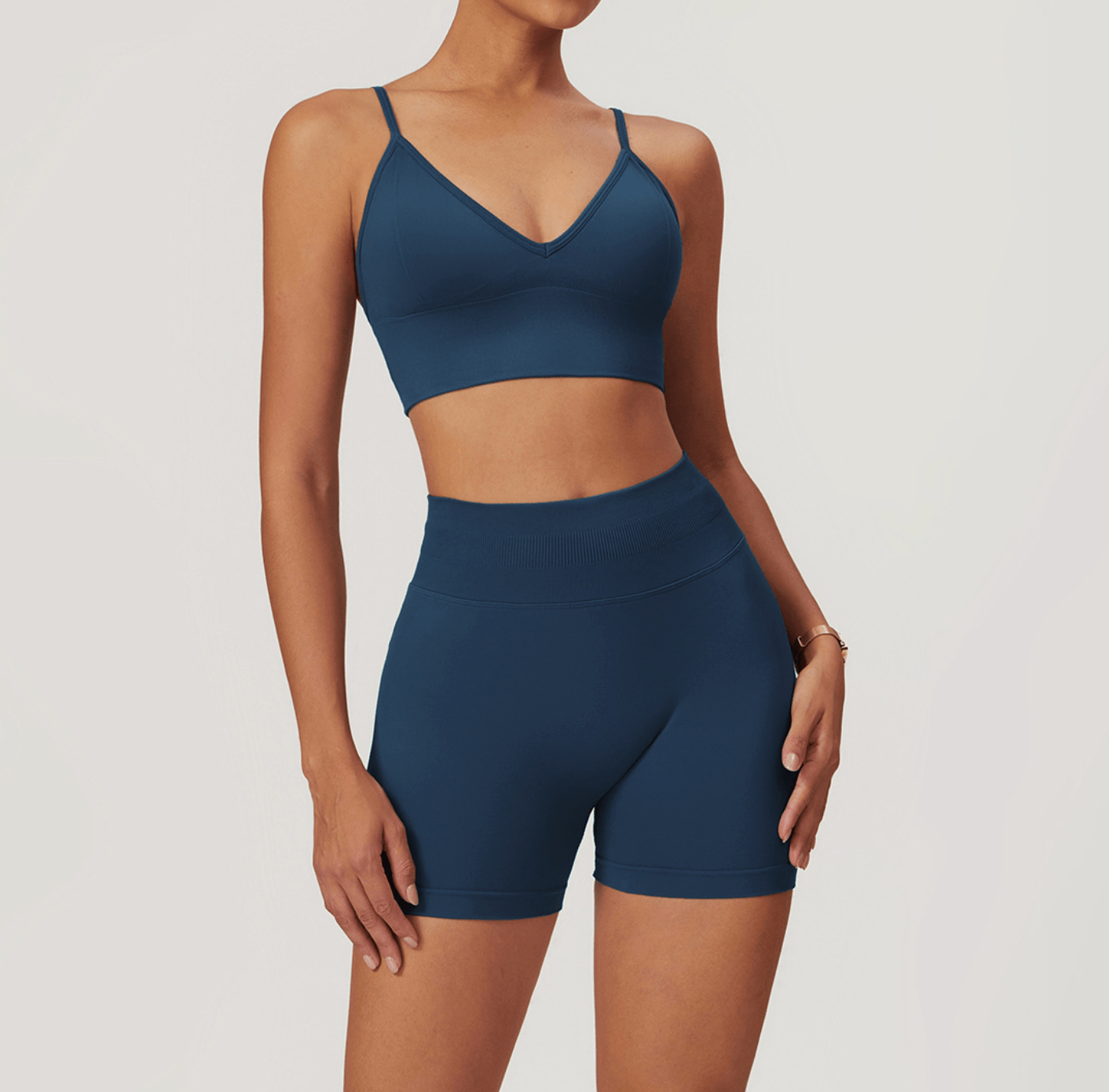 Sculpt Seamless Scrunch Shorts - Musclemuse