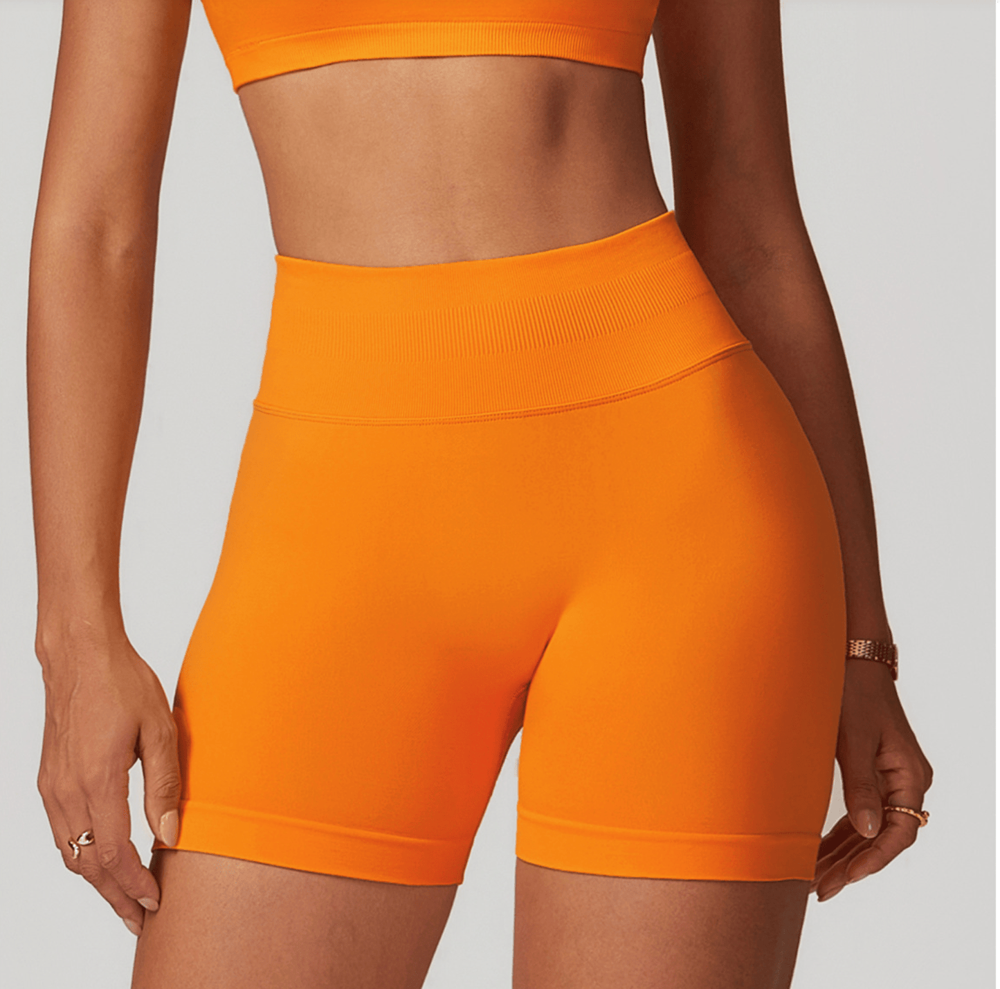 Sculpt Seamless Scrunch Shorts SPRING - Musclemuse